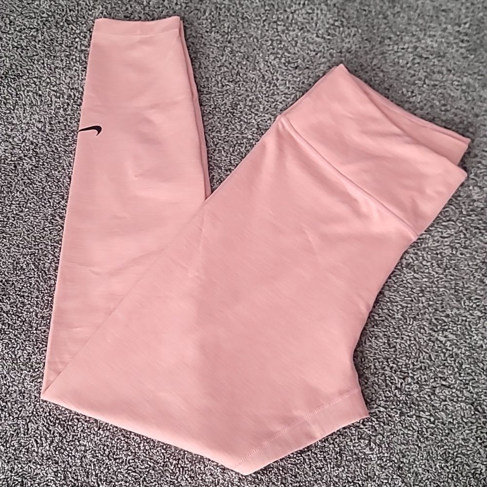 💥NWOT! Light Coral Nike Full Length Leggings Sz Large